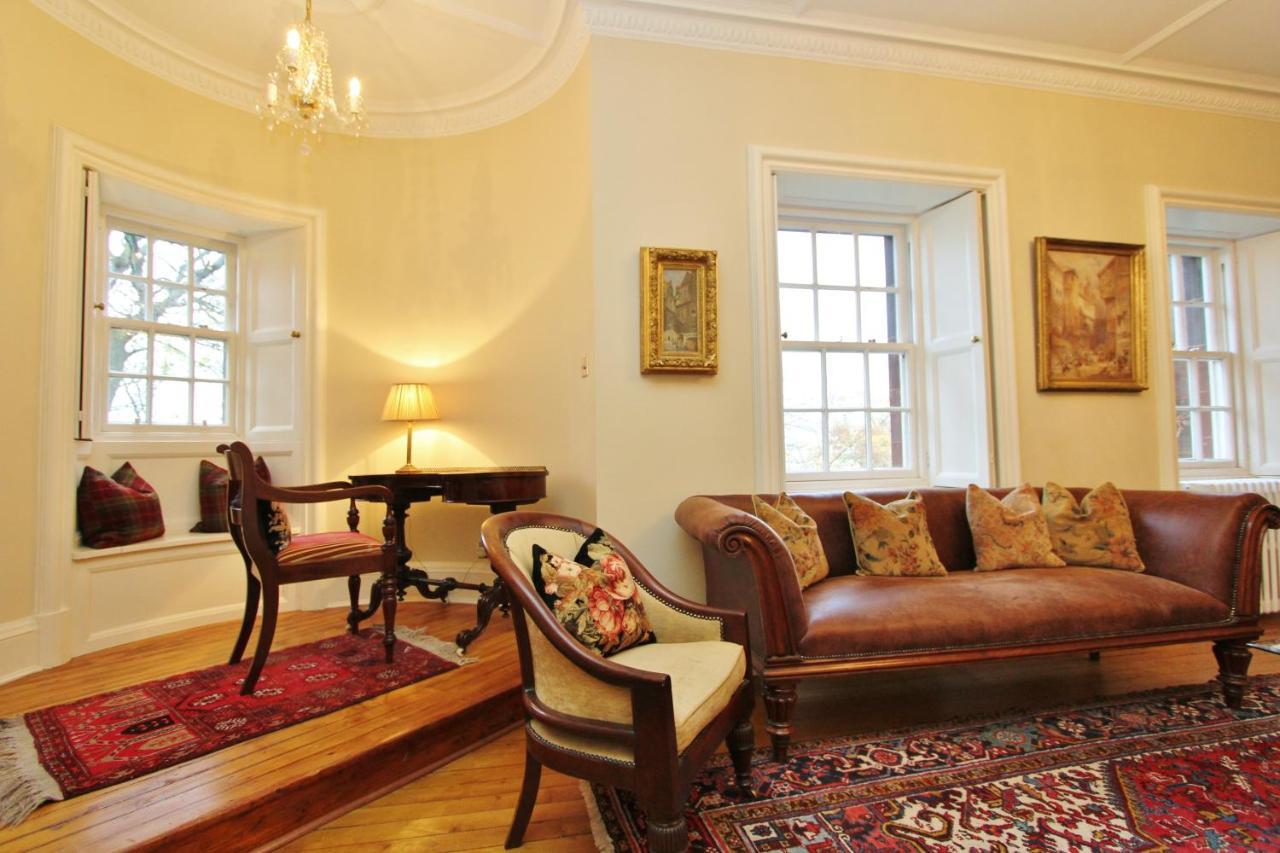 Ramsay Garden - Spacious 3-Bedroom Apartment Next To Edinburgh Castle Екстериор снимка