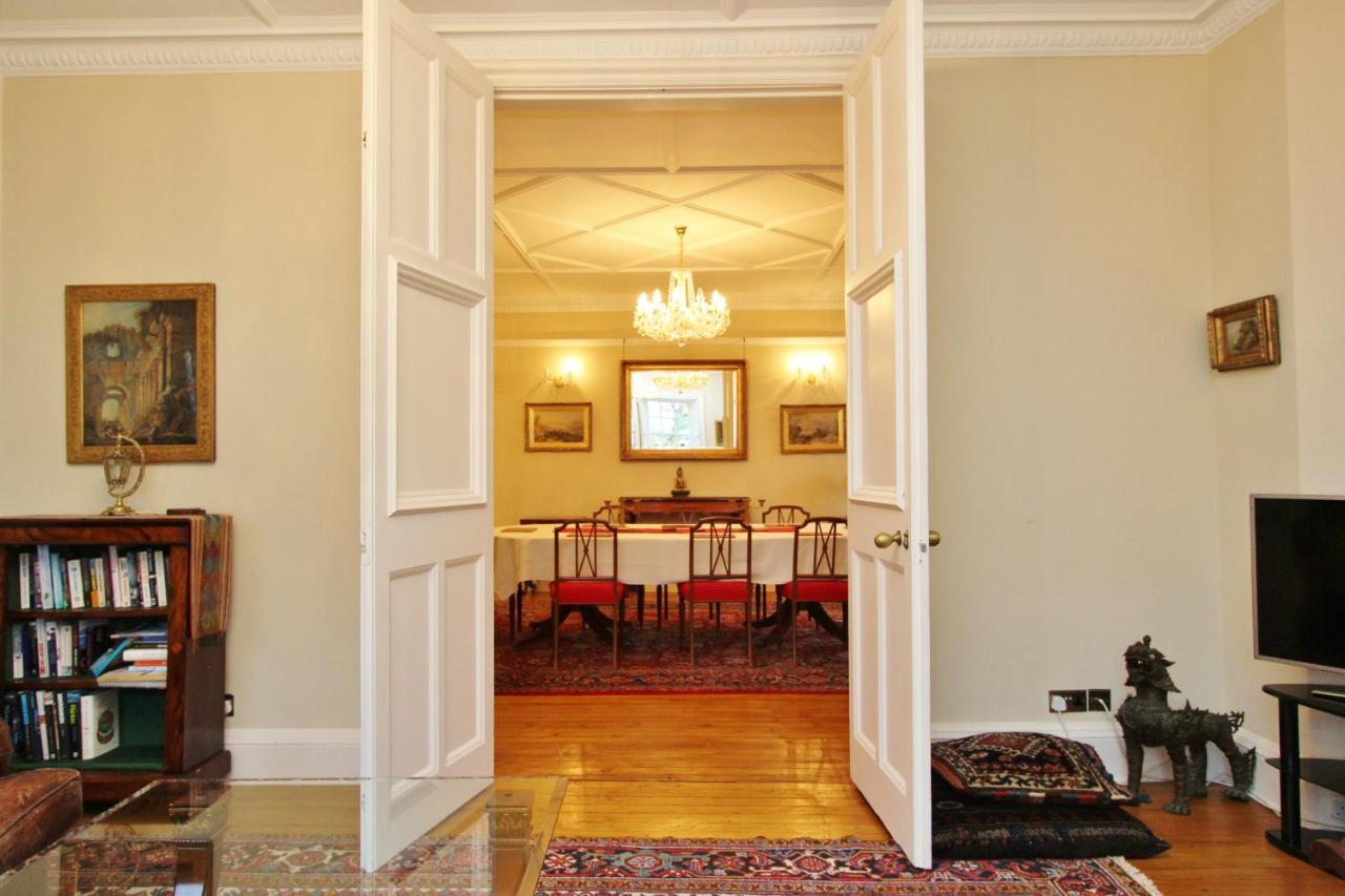 Ramsay Garden - Spacious 3-Bedroom Apartment Next To Edinburgh Castle Екстериор снимка