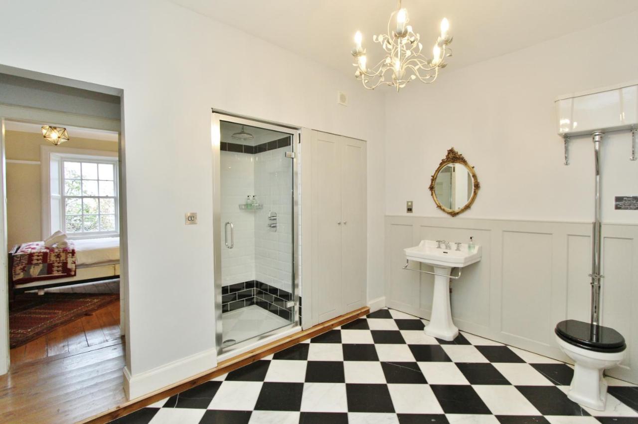 Ramsay Garden - Spacious 3-Bedroom Apartment Next To Edinburgh Castle Екстериор снимка